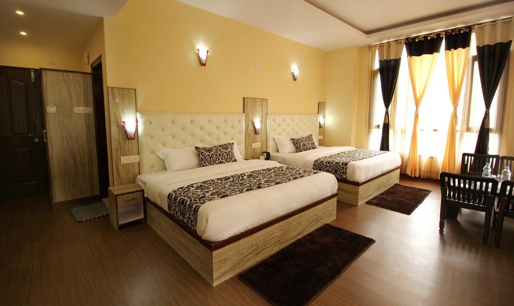 The Grand Welcome Hotel Shimla Room photo