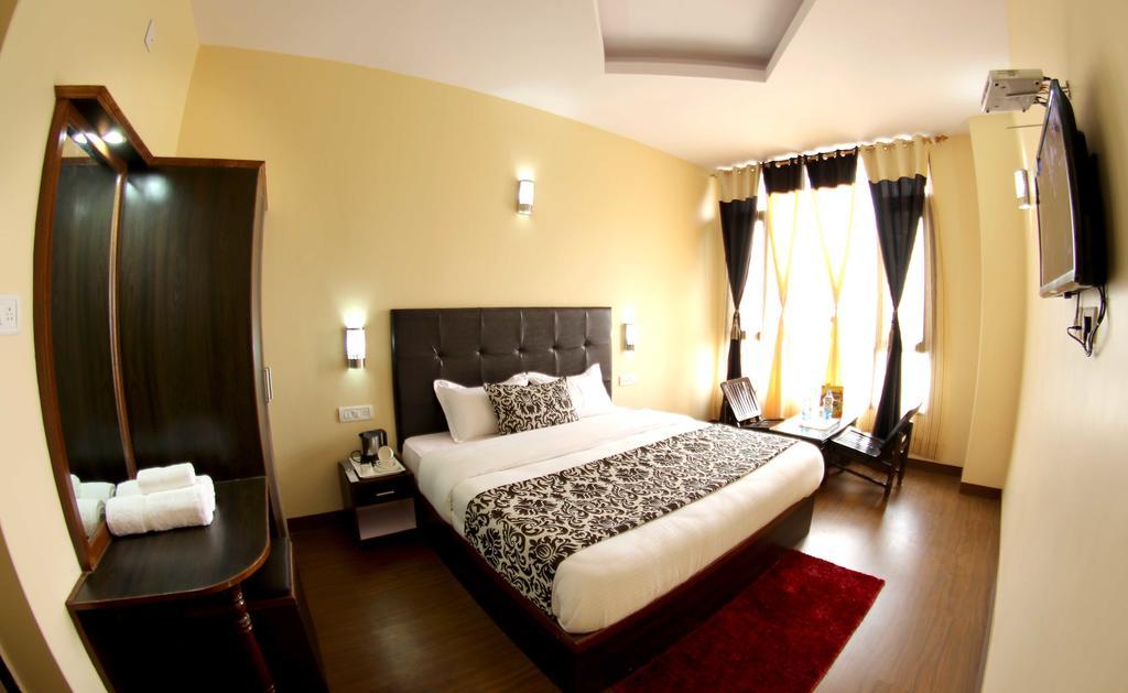 The Grand Welcome Hotel Shimla Room photo